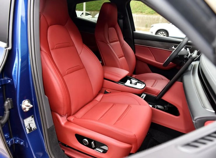 Новий Huawei Seres SF5, Huawei Seres SF5, автомобіль Huawei, кросовер Huawei, Seres SF5