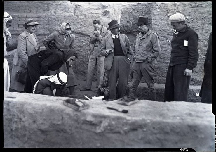 агата крісті чоловік ірак