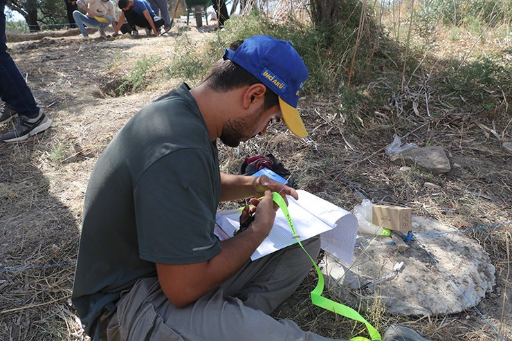 Угарит відомий створенням першої алфавітної системи письма