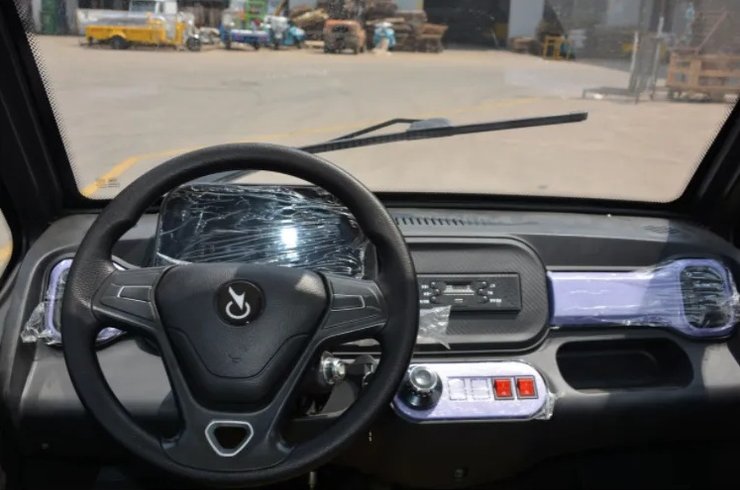 салон Chang Li CL-JP, Chang Li CL-JP, Chang Li, електромобіль Chang Li, китайський електромобіль, найдешевший електромобіль