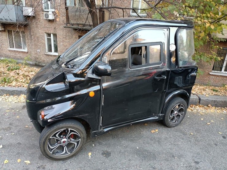 Электромобиль Konyk, украинский электромобиль, украинский электрокар