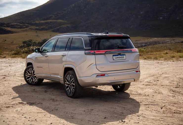 новый Jeep Commander