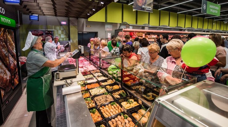 У штаті мережі працює понад 8 тисяч співробітників