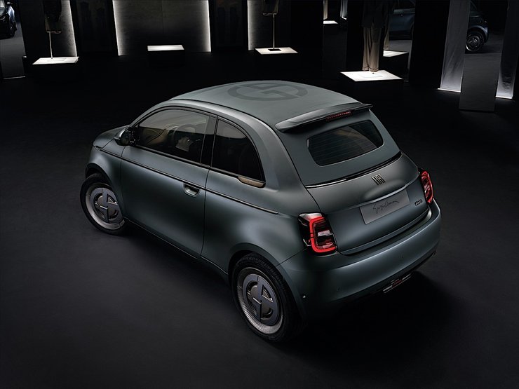Fiat 500e Armani