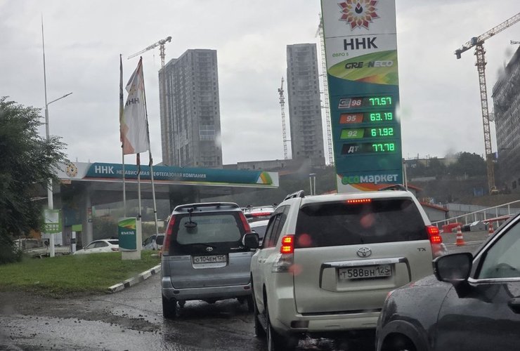 у росії дефіцит бензину