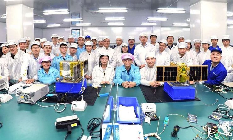 китайские спутники SPACETY