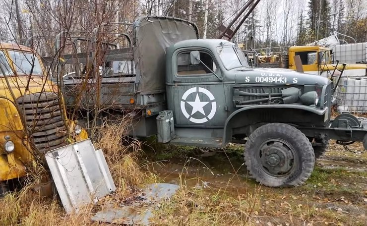 кладбище авто, ретро авто, GMC CCKW, Studebaker US-6, грузовик Studebaker