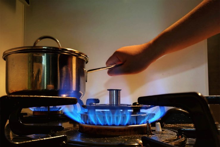 В Украине во время военного положения действует запрет на повышение тарифов на тепло, газ и горячую воду