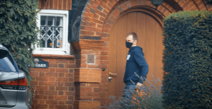 Мужчина, который может быть сыном олигарха Лисина