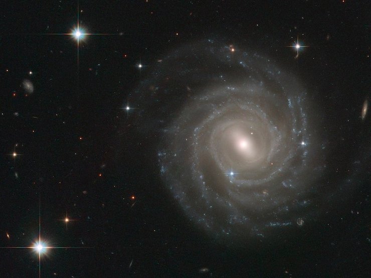 галактика UGC 12158