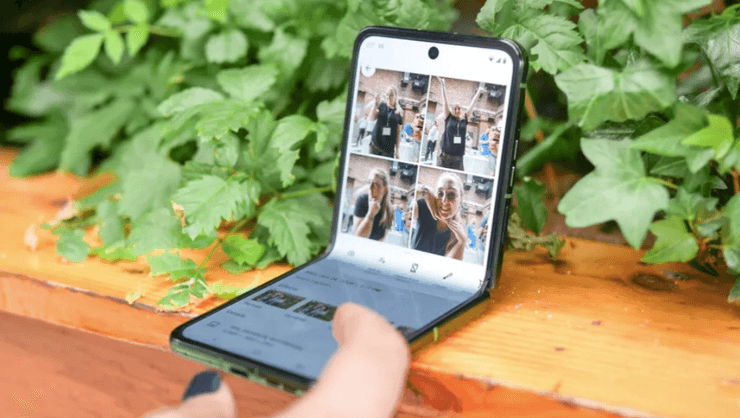 Motorola Razr Plus 2024