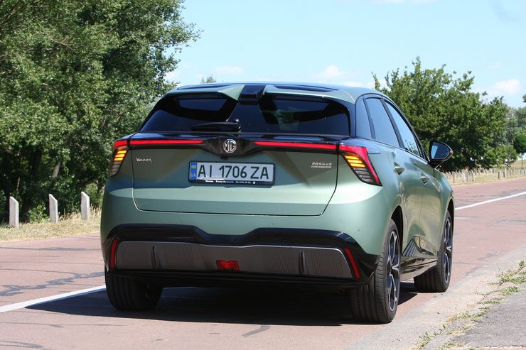 новый MG4 XPower, новый MG, электромобиль MG4, MG4