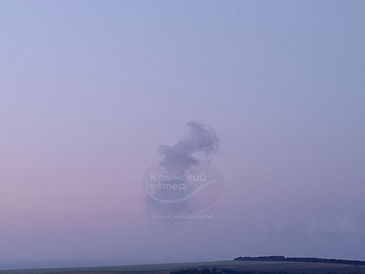 Столб дыма, который был виден в Крыму