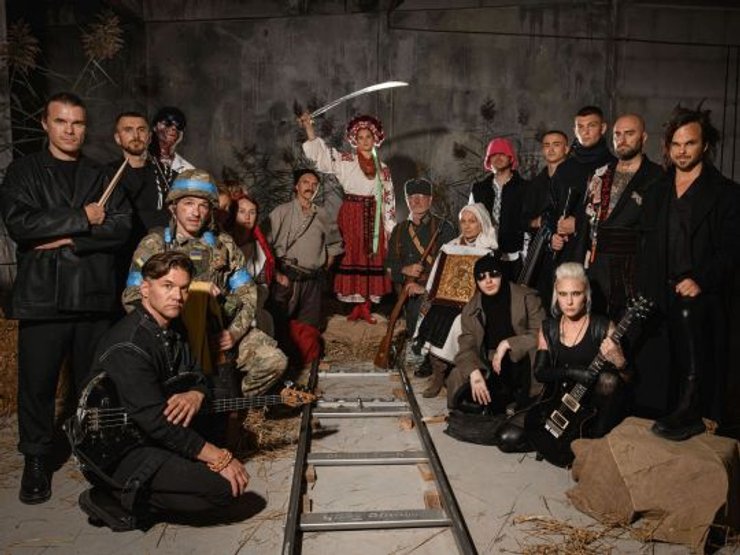 In The Shadows of Ukraine, Kalush Orchestra та The Rasmus, Kalush Orchestra, The Rasmus, Калуш Оркестра, пісні про війну в Україні, пісні про війну, антивоєнна пісня