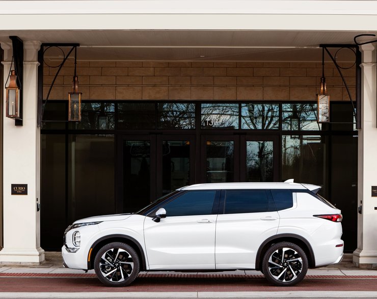 Mitsubishi Outlander, новий Mitsubishi Outlander, кросовер Mitsubishi, Mitsubishi Outlander 2024