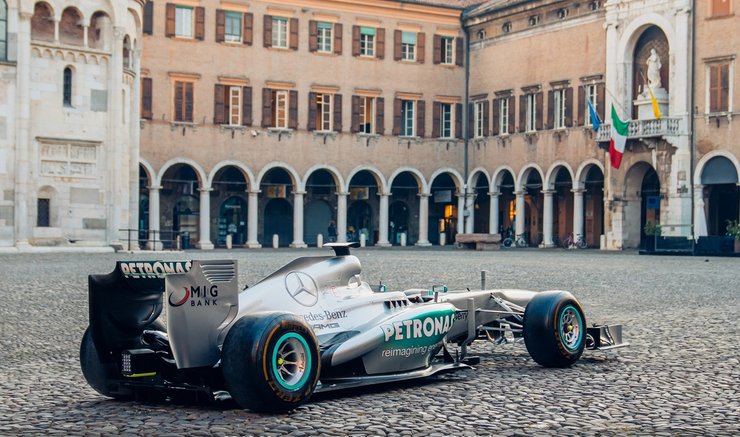 Mercedes W04, Mercedes-AMG Petronas W04, болид Mercedes, Льюис Хэмилтон