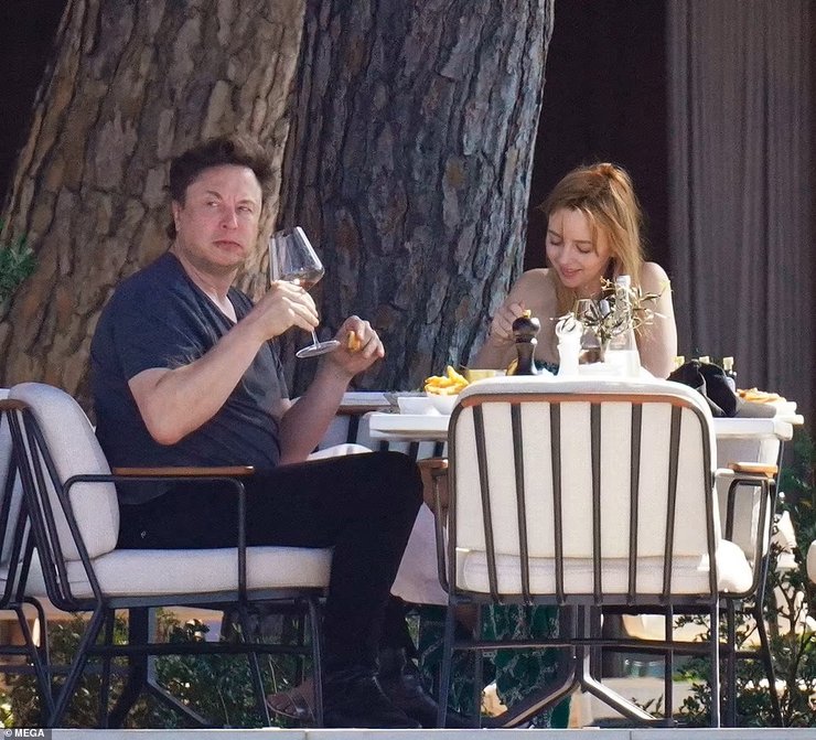 Илон Маск и Наташа Бассет