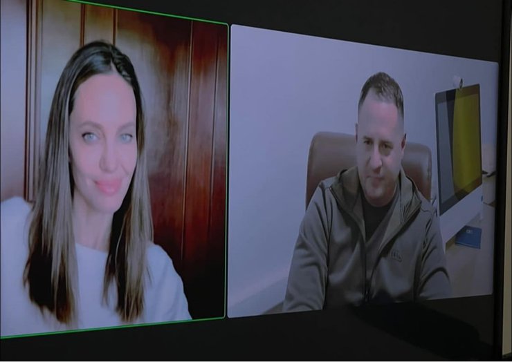 анджелина джоли, львов, джоли в украине, джоли в львове, андрей ермак