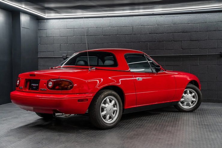 Mazda MX-5 1990, Mazda MX-5, Mazda MX-5 1990, капсула времени