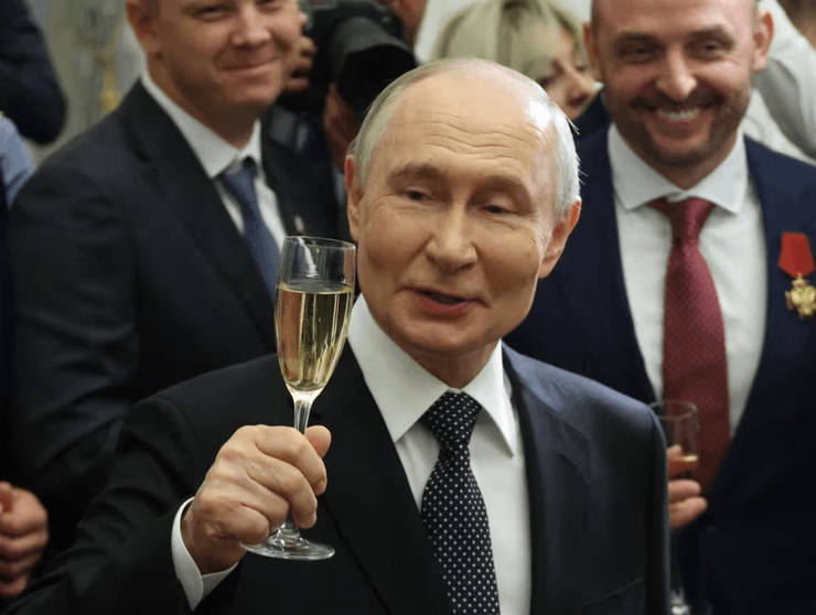 Путін хоче виглядати молодшим