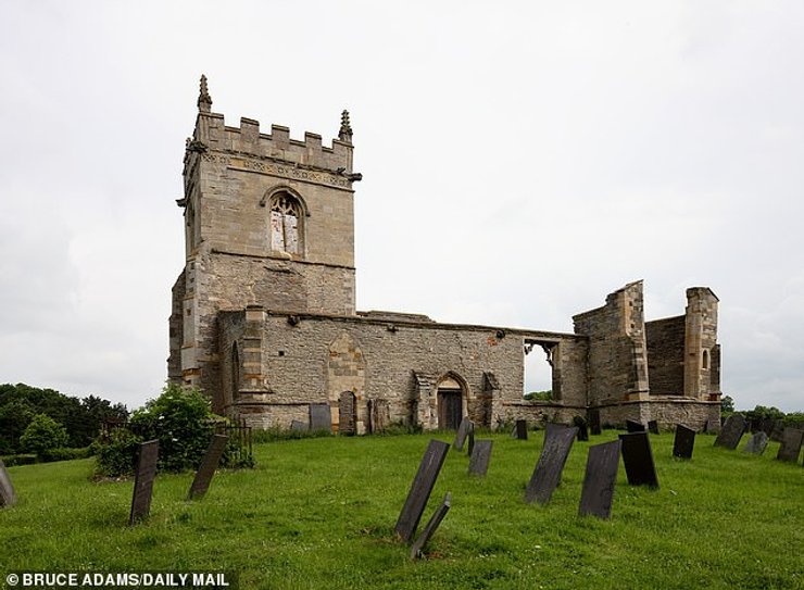 церковь, великобритания, кэмерон ньюхем, церковные артефакты