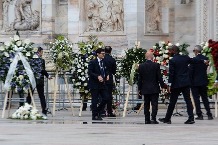 сильвио берлускони, милан, миланский собор, похороны берлускони