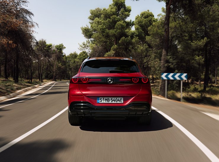 Електромобіль Mercedes GLC EQ