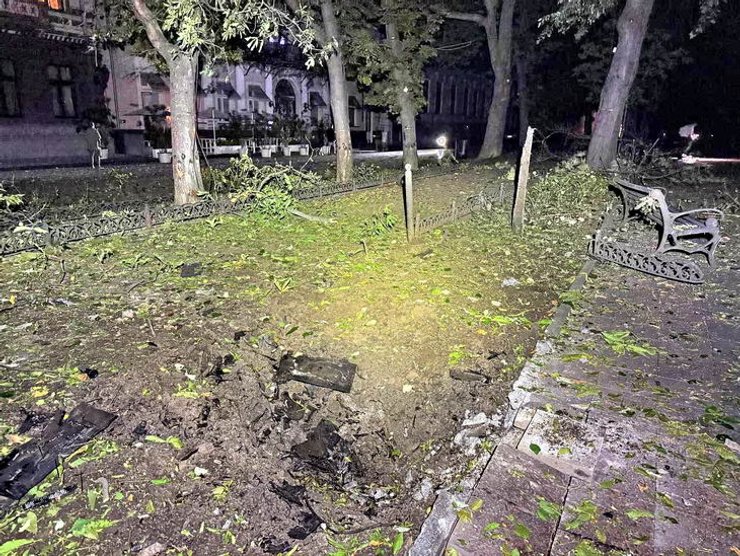 приморський бульвар в Одесі удар