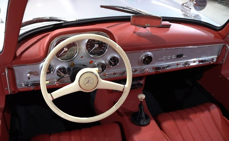 Салон Mercedes 300 SL