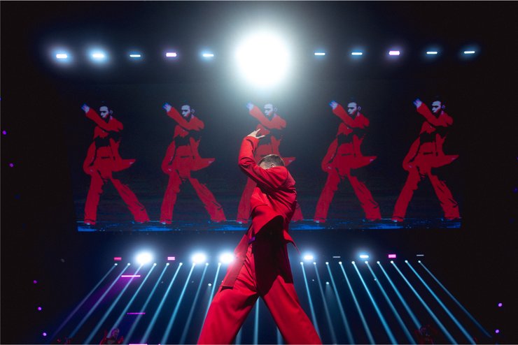 Макс Барских а образе современного святого Николая 2024