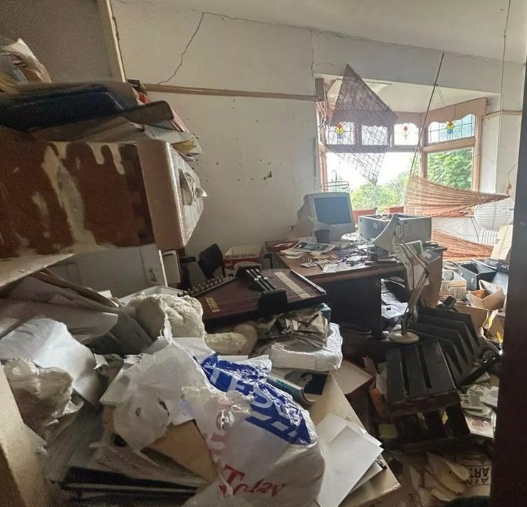 Курьез в Британии, аукцион, недвижимость, дом, кабинет