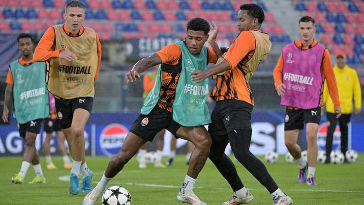 Тренировка перед матчем Болонья – Шахтер