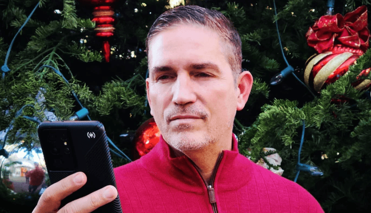 Джеймс Кэвизел, смартфон, ель