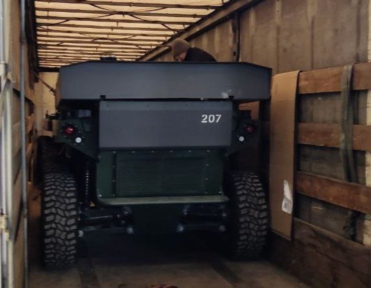 робот, робот маркер, боевой робот, робот загружен для отправки