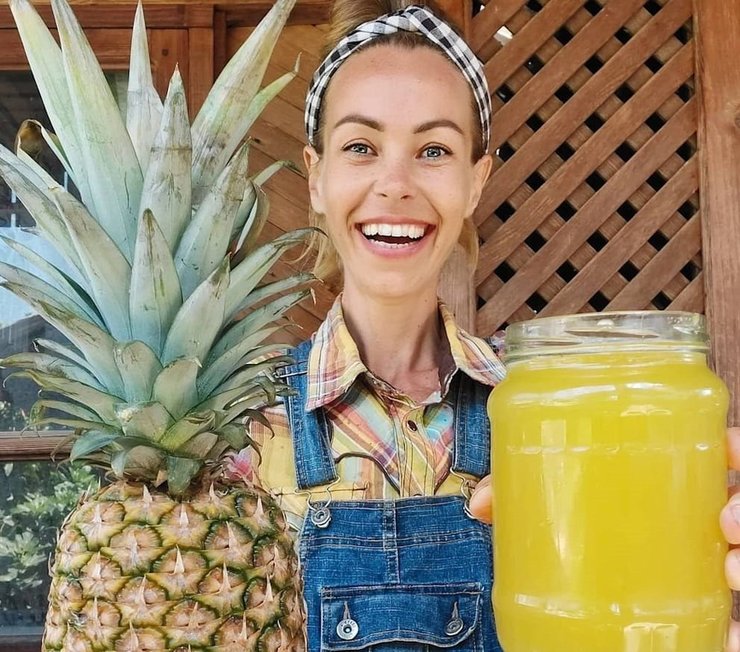 Російська блогерка-веган, померла від голоду, екстремальна дієта, дієта, їла тільки фрукти, Жанна Самсонова, блогерка, веган, виснаження організму