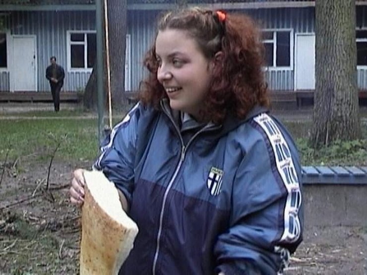 как выглядела Холоденко в 20 лет