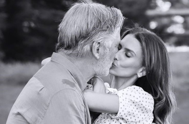 Алек Болдвін з дружиною