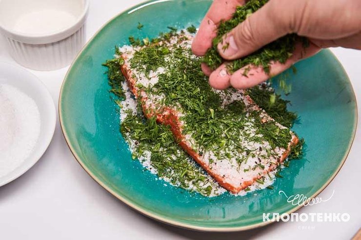 Червона риба