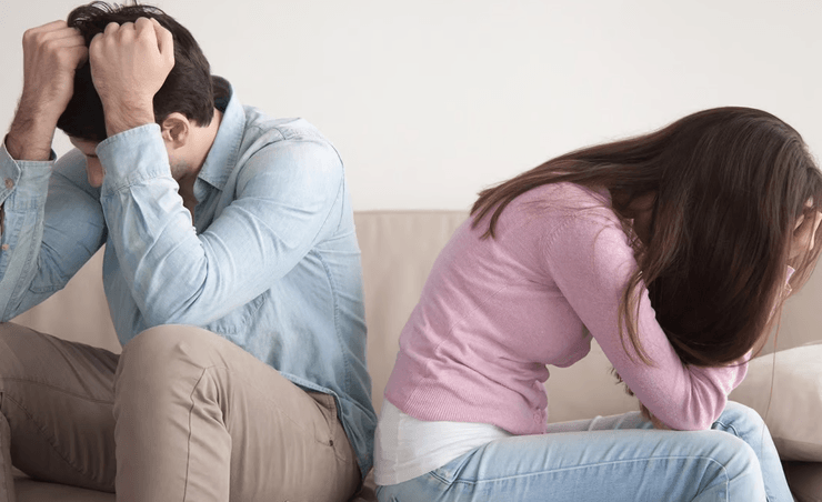 Смена фамилии после бракосочетания, стоит ли брать фамилию мужа после бракосочетания