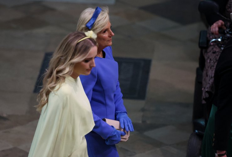 Джилл Байден Финнеган Байден коронация Чарльза III, вестминстерское аббатство