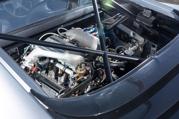 мотор Jaguar XJ220, Jaguar XJ220 1992, суперкар Jaguar, капсула часу