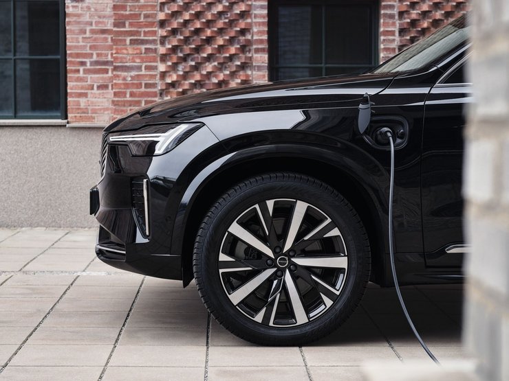 Volvo XC90 T8