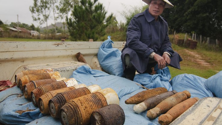 кассетные боеприпасы в Лаосе