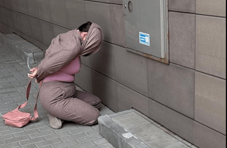 Нападающая на Сергея Стерненко