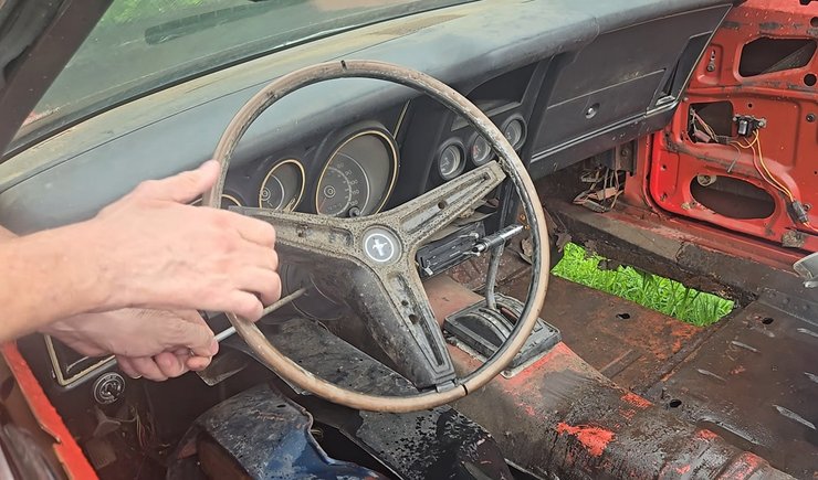 салон Ford Mustang 1971 года