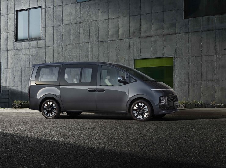 Hyundai Staria, минивэн Hyundai Staria, электромобиль Hyundai, электромобиль Hyundai