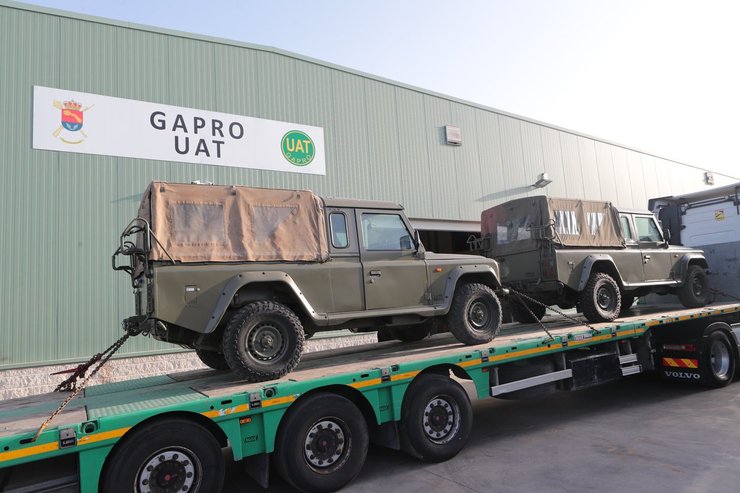 Військовий вантаж для України