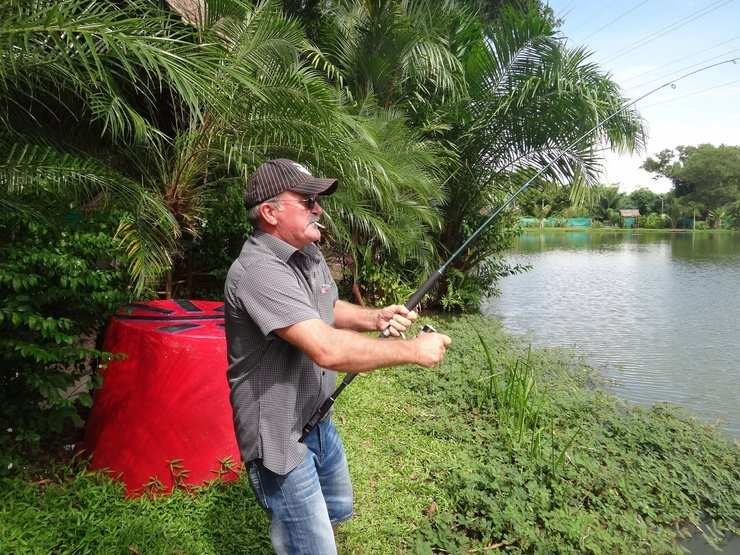 случаи нападения крокодилов на людей, крокодил съел человека, крокодил тащит человека, крокодил убил человека, нападение крокодила, нападение животных на людей, нападение диких животных, большая рыба, крупный улов, рыбалка в австралии