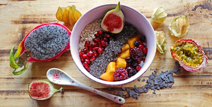 продукты, фрукты, витамины, стол, приборы, фото