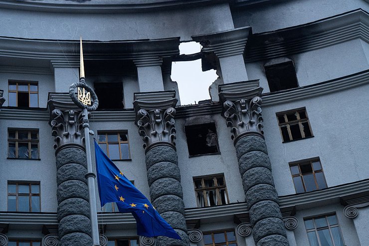 атака беспилотников, удар по правительственному зданию, атака на здание Кабинета министров